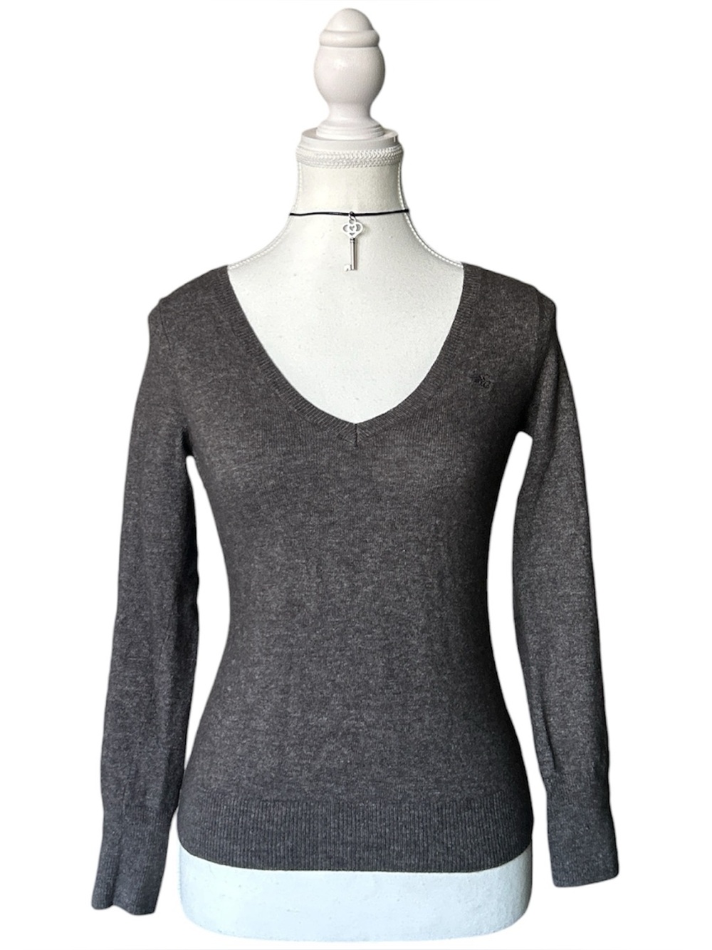 Y2K Coquette “Esprit” Basic Brown Wool V-Neck Long Sleeve Top